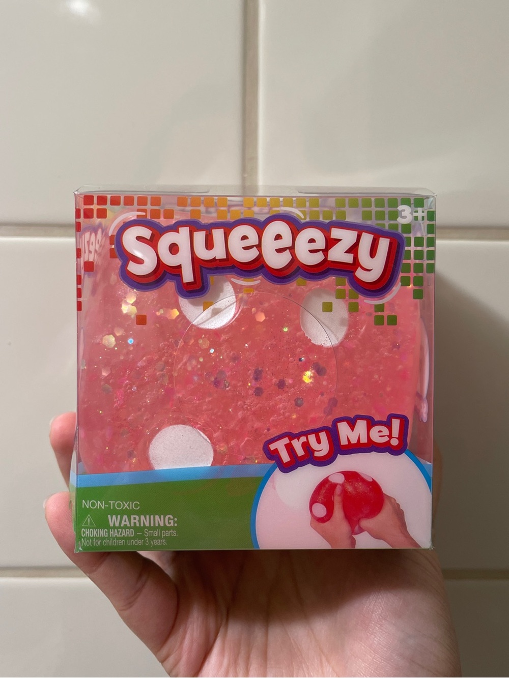 Squeeezy Pink Glitter Dice